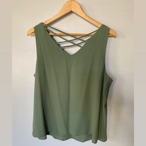 Versona Green Sleeveless Blouse (L)